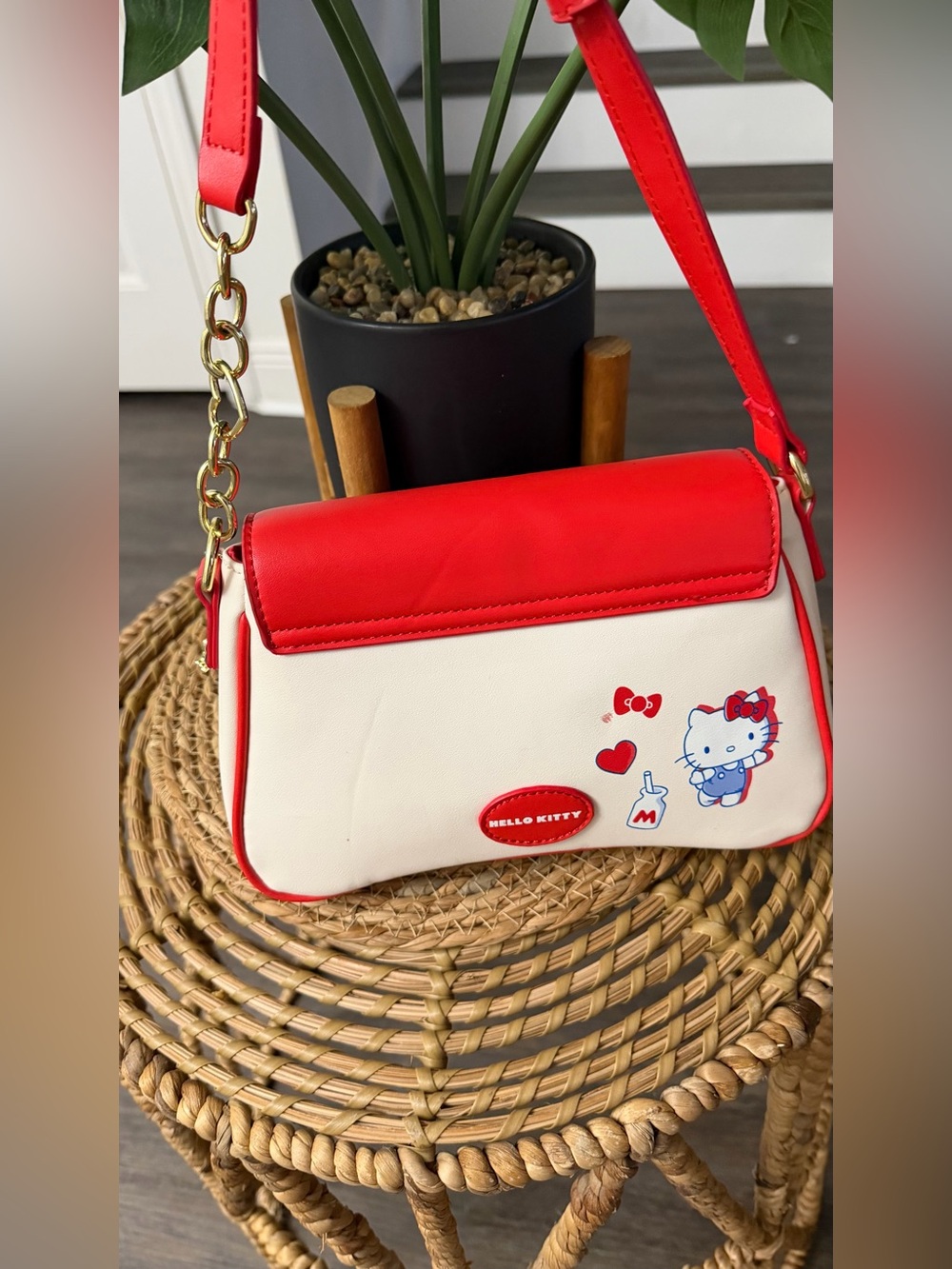 Her Universe Hello Kitty Red Bow Shoulder Crossbody Bag with Charm